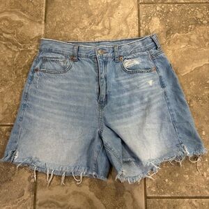 American Eagle women’s Highest rise‎ baggy short sz 6